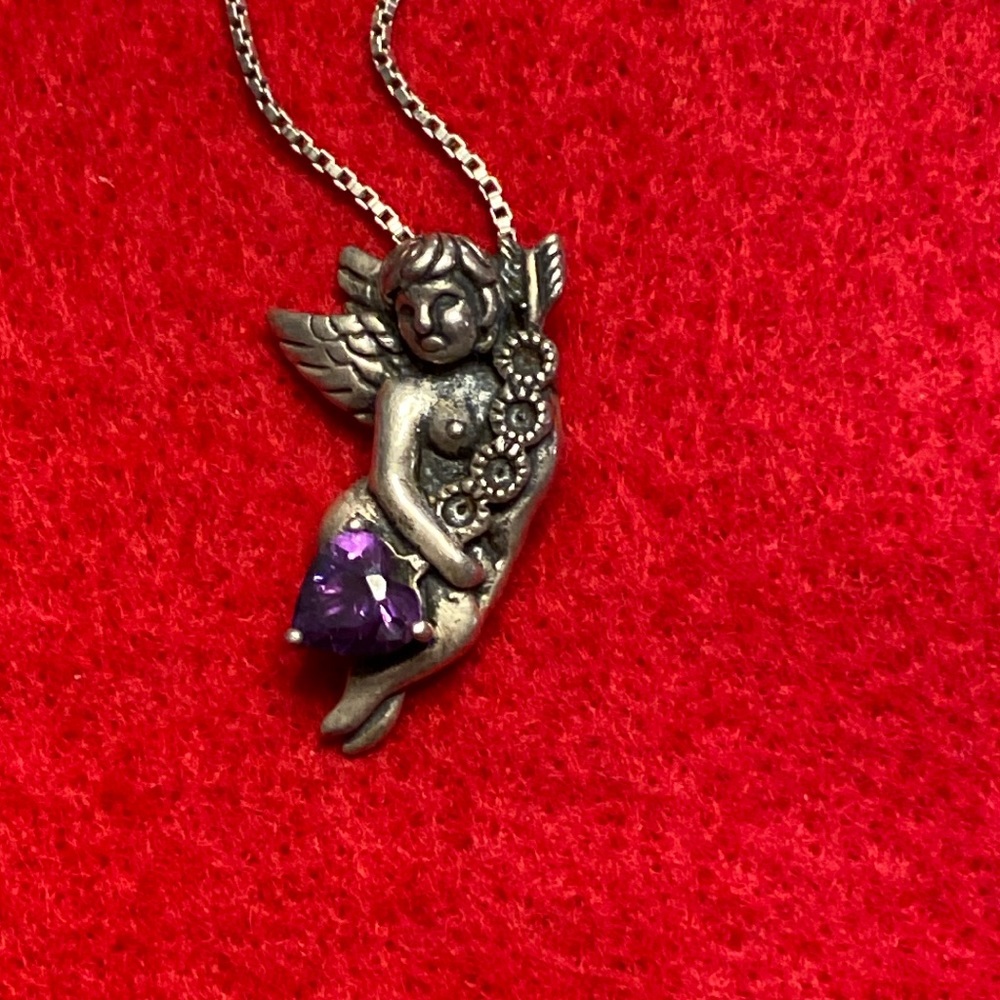 VINTAGE CHERUB GUARDIAN ANGEL W/ AMETHYST CRYSTAL 925 STERLING PENDANT NECKLACE